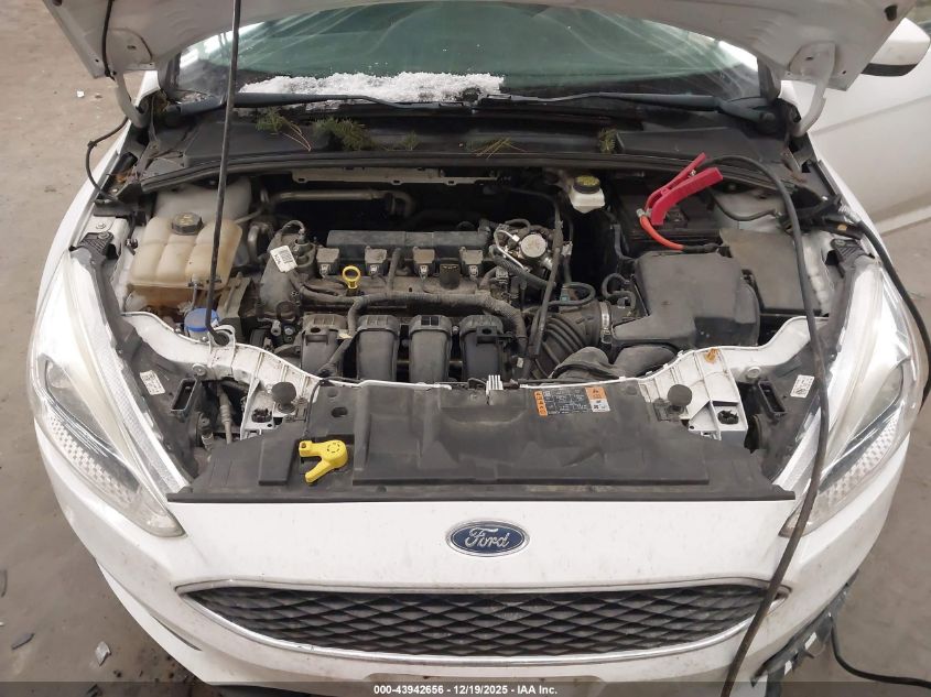 2018 Ford Focus Se VIN: 1FADP3F21JL315340 Lot: 43942656