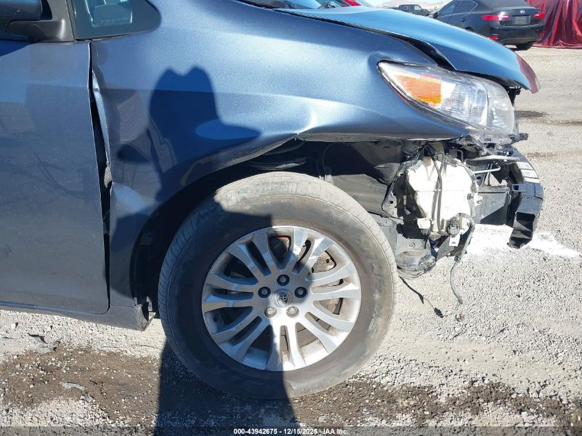 2017 Toyota Sienna Xle 8 Passenger VIN: 5TDYZ3DC4HS868459 Lot: 43942675