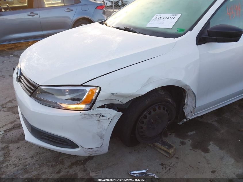 2014 Volkswagen Jetta 2.0L S VIN: 3VW2K7AJ3EM350095 Lot: 43942691