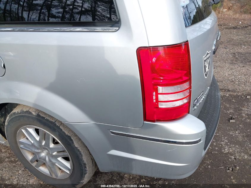 2008 Chrysler Town & Country Limited VIN: 2A8HR64X38R132876 Lot: 43942708