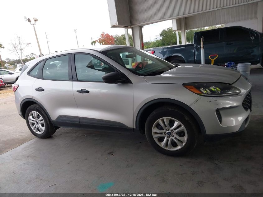 2020 Ford Escape S VIN: 1FMCU9F63LUC31257 Lot: 43942733