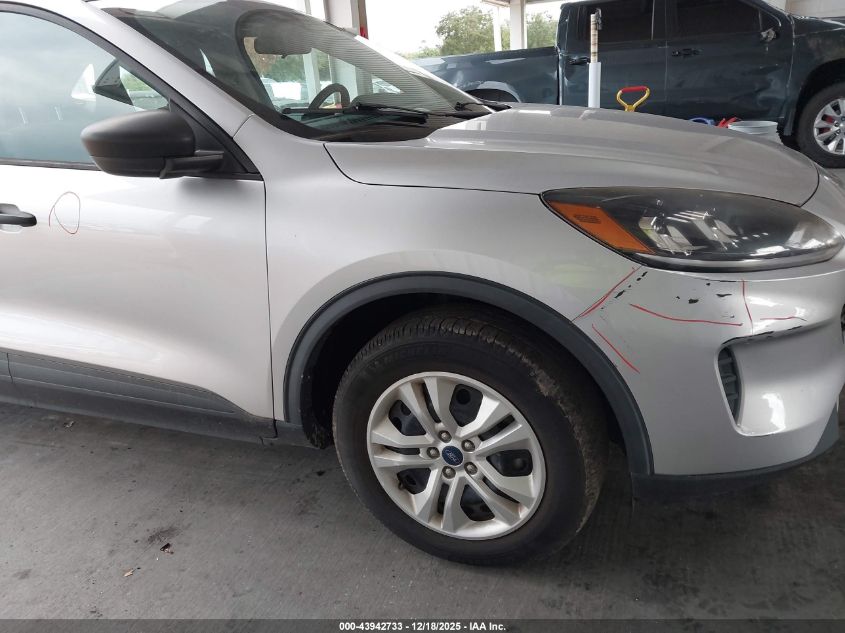 2020 Ford Escape S VIN: 1FMCU9F63LUC31257 Lot: 43942733