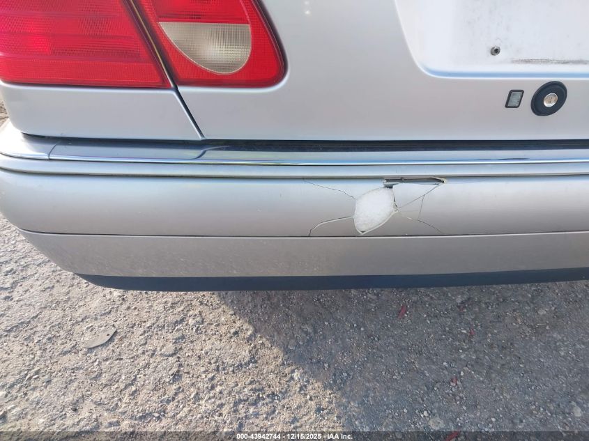 1997 Mercedes-Benz E 320 VIN: WDBJF55F2VJ028315 Lot: 43942744