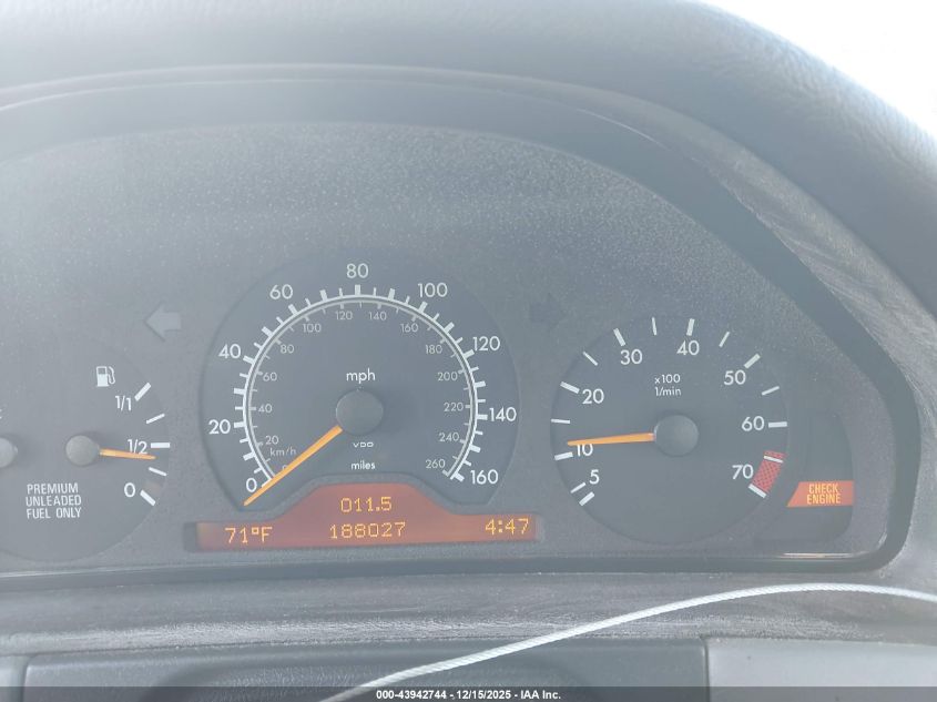 1997 Mercedes-Benz E 320 VIN: WDBJF55F2VJ028315 Lot: 43942744