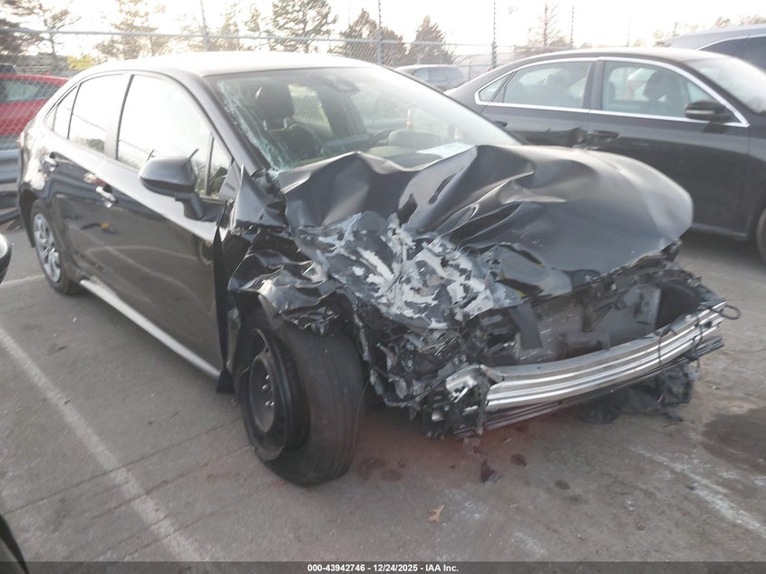 JTDEPMAE2NJ213309 2022 Toyota Corolla Le auction photo 1