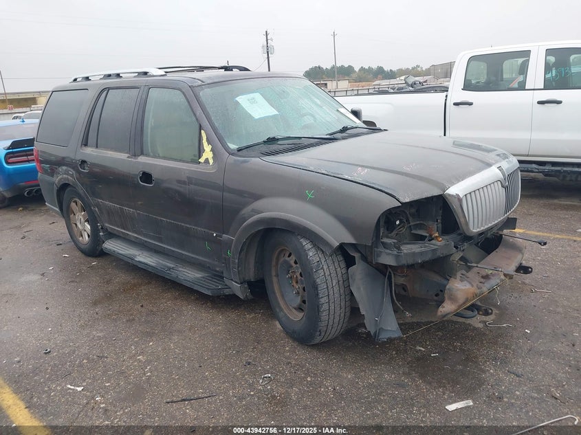 2005 Lincoln Navigator