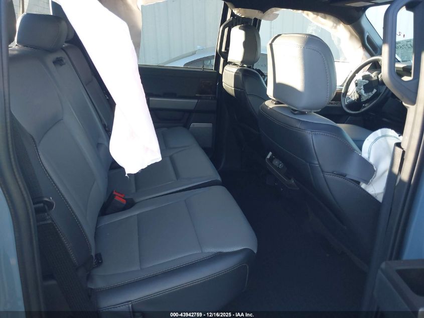 2023 Ford F-150 Lightning Lariat VIN: 1FTVW1EV4PWG49046 Lot: 43942759