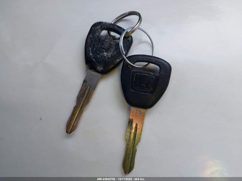 2001 Honda Accord Value Package VIN: 1HGCF86651A107922 Lot: 43942780