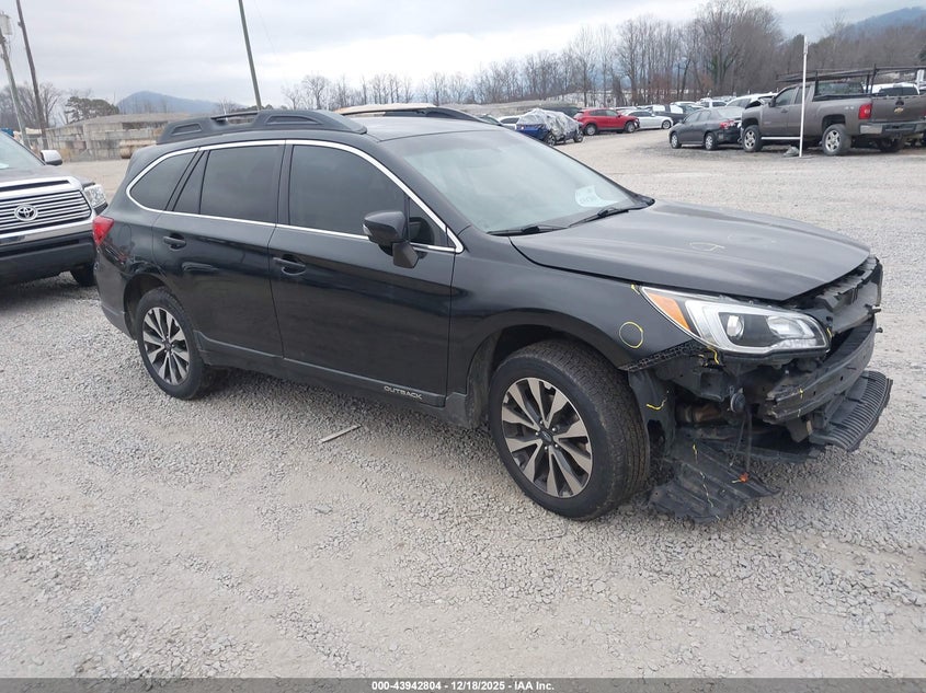 SUBARU OUTBACK 2015. Lot# 43942804. VIN 4S4BSBLC1F3202885. Photo 1