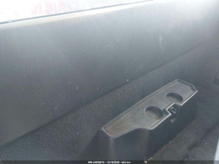 1999 Chevrolet S-10 Ls VIN: 1GCCT19WXX8175935 Lot: 43942819