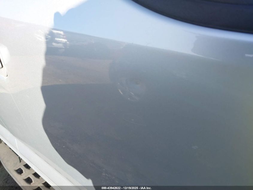 2017 Ford F-150 Raptor VIN: 1FTEX1RG8HFC82176 Lot: 43942822