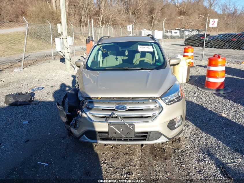 2018 Ford Escape Se VIN: 1FMCU9GDXJUD15571 Lot: 43942831
