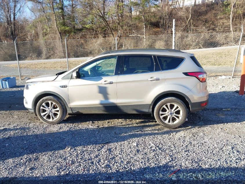 2018 Ford Escape Se VIN: 1FMCU9GDXJUD15571 Lot: 43942831