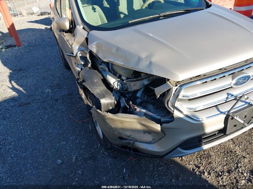 2018 Ford Escape Se VIN: 1FMCU9GDXJUD15571 Lot: 43942831