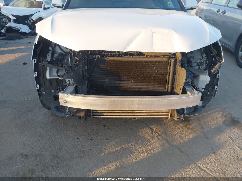 2018 Audi Q3 2.0T Premium/2.0T Sport Premium VIN: WA1BCCFS9JR020037 Lot: 43942843