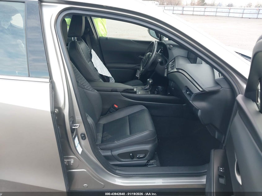 2020 LEXUS UX 250H auction photo 5