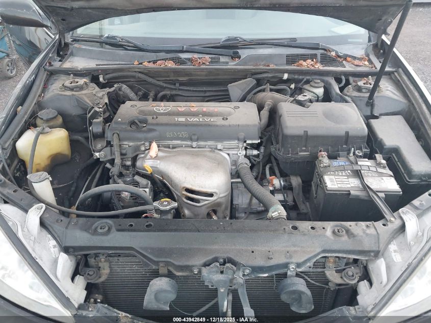 2002 Toyota Camry Le VIN: JTDBE32K820060749 Lot: 43942849