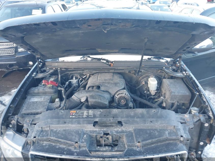 2012 Chevrolet Tahoe Ls VIN: 1GNSKAE04CR305882 Lot: 43942918