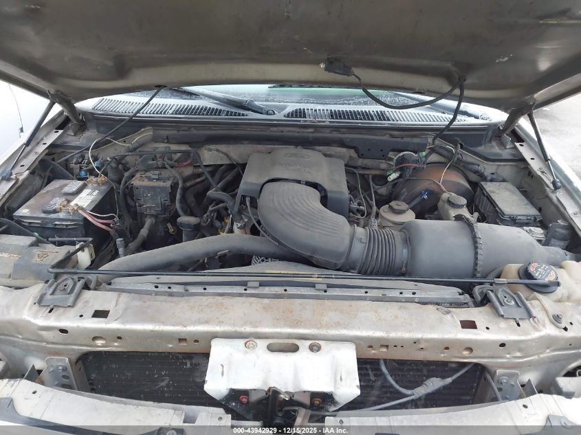 2000 Ford F-150 Lariat/Work Series/Xl/Xlt VIN: 1FTRX18W4YKB21504 Lot: 43942929