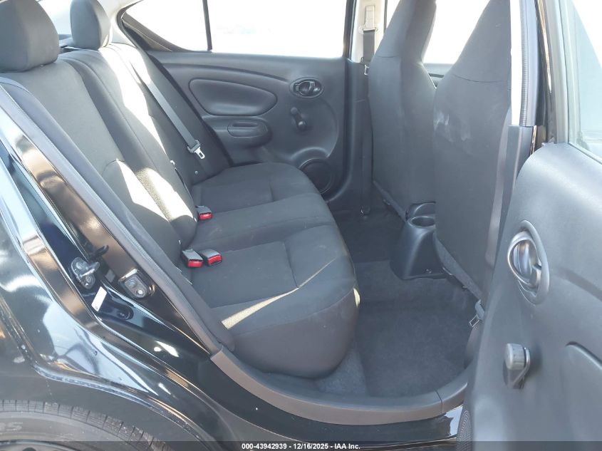 2016 Nissan Versa 1.6 S VIN: 3N1CN7AP1GL817643 Lot: 43942939