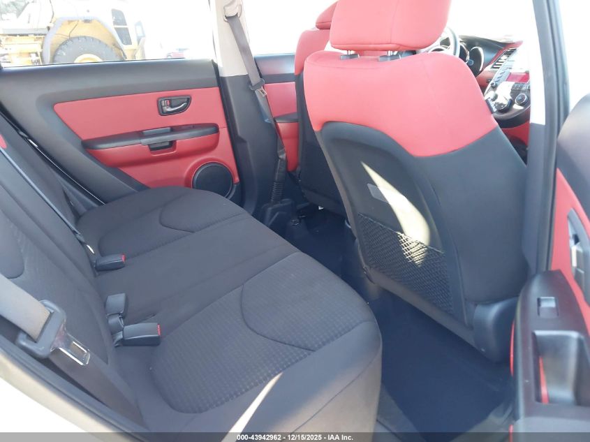 2011 Kia Soul Sport VIN: KNDJT2A26B7341369 Lot: 43942962