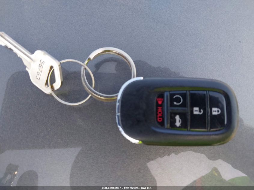 2022 Honda Civic Touring VIN: 2HGFE1F93NH300210 Lot: 43942967