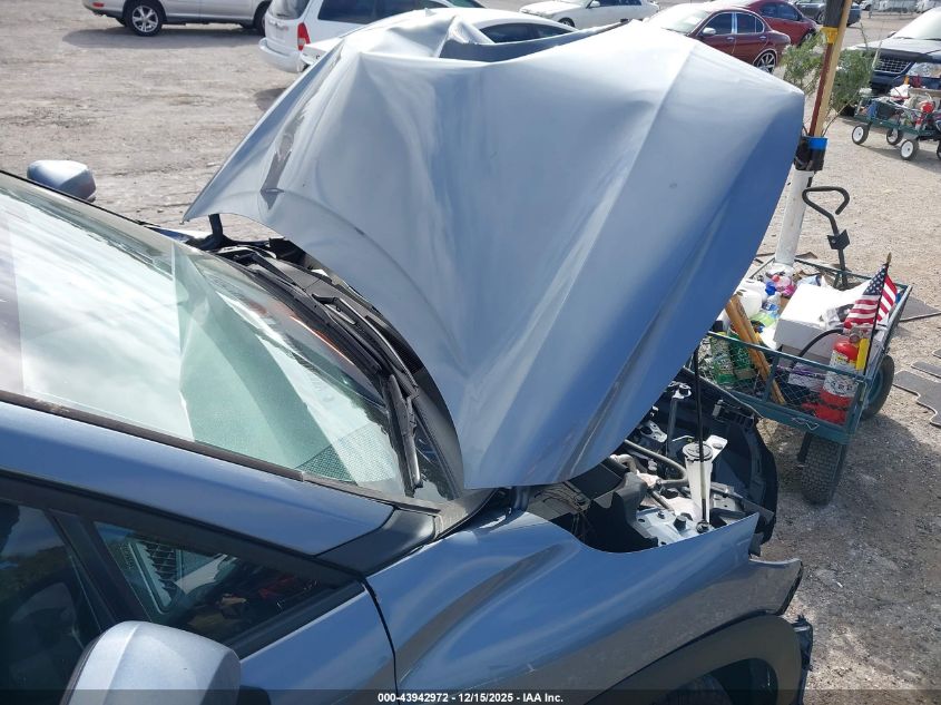 2022 Toyota Corolla Cross Le VIN: 7MUCAAAG1NV001597 Lot: 43942972