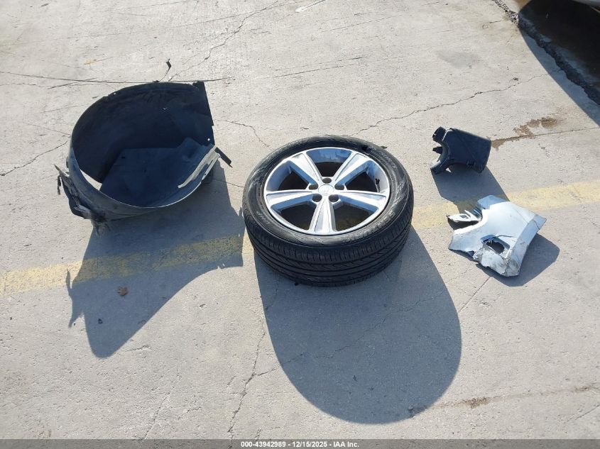 2015 Chevrolet Cruze 2Lt Auto VIN: 1G1PE5SB6F7220750 Lot: 43942989