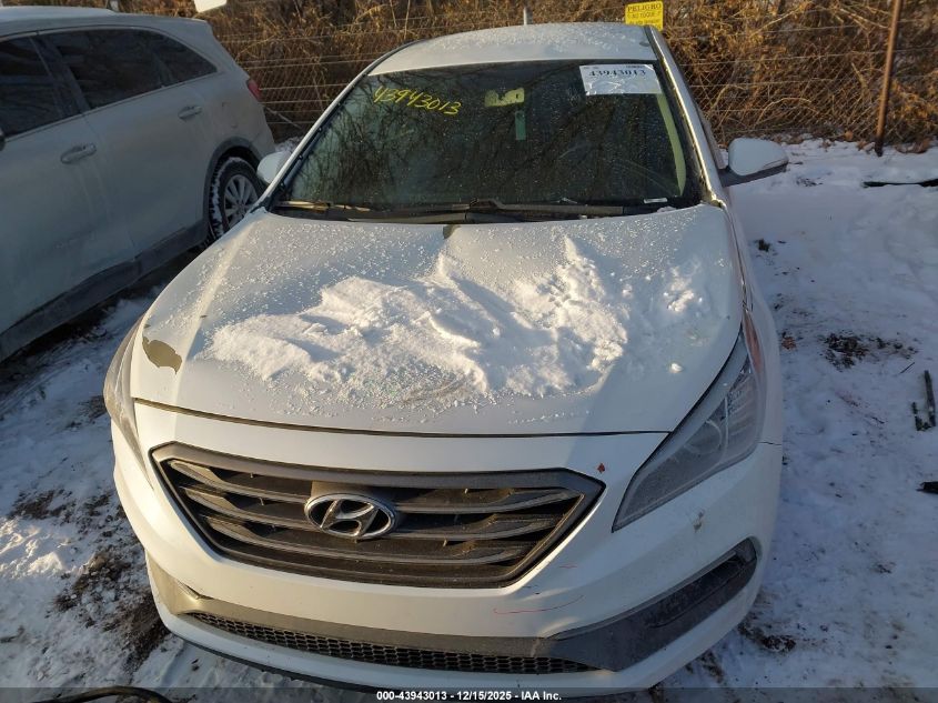 2015 Hyundai Sonata Sport VIN: 5NPE34AF2FH068299 Lot: 43943013
