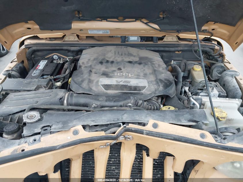 2014 Jeep Wrangler Unlimited Sahara VIN: 1C4BJWEG5EL219931 Lot: 43943020