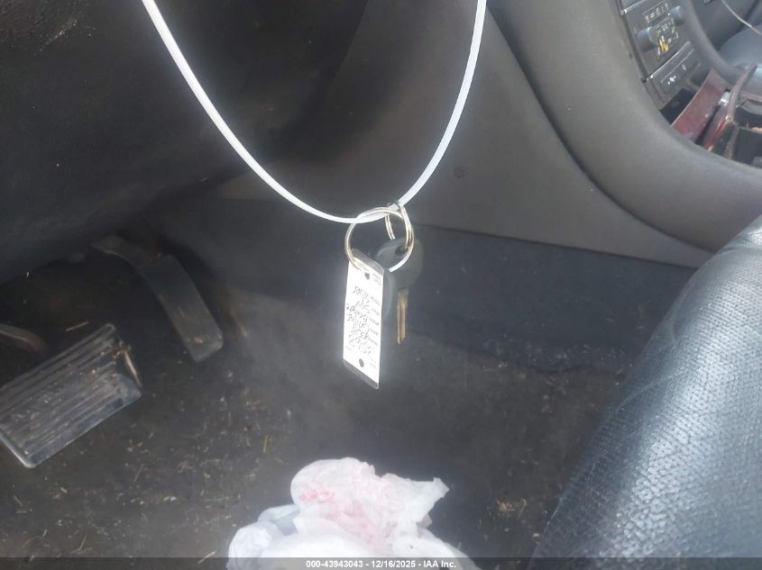 2008 Cadillac Escalade Standard VIN: 1GYEC63848R159929 Lot: 43943043