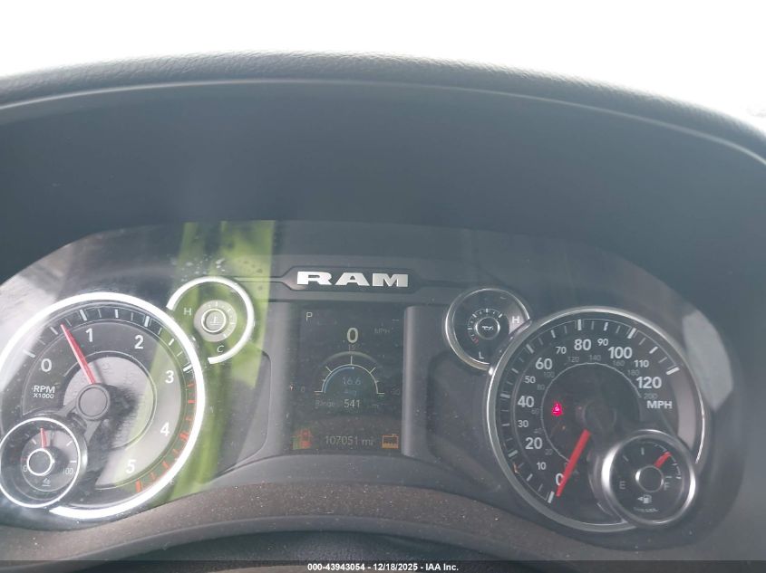 2021 Ram 3500 Big Horn 4X4 8' Box VIN: 3C63RRHL5MG636850 Lot: 43943054