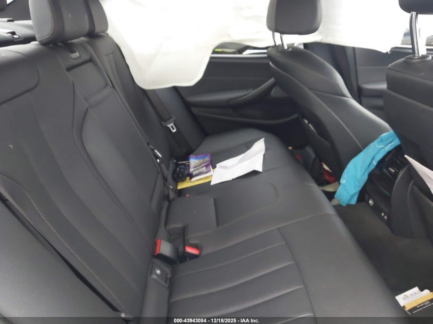 WBA53BH06MWX01543 2021 BMW 5ER photo no. 8