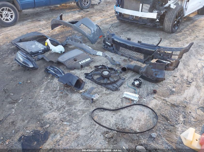 2017 Dodge Charger R/T Rwd VIN: 2C3CDXCTXHH667492 Lot: 43943101