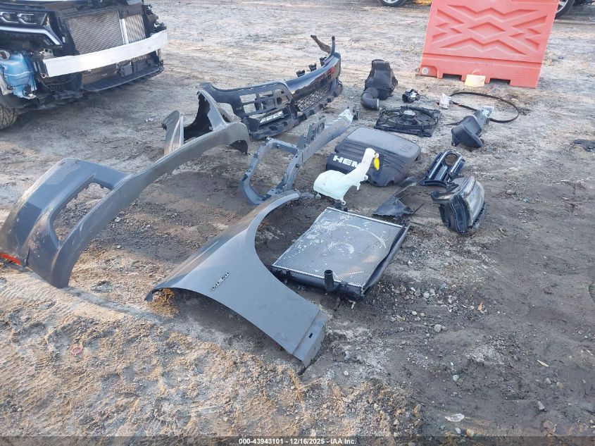 2017 Dodge Charger R/T Rwd VIN: 2C3CDXCTXHH667492 Lot: 43943101