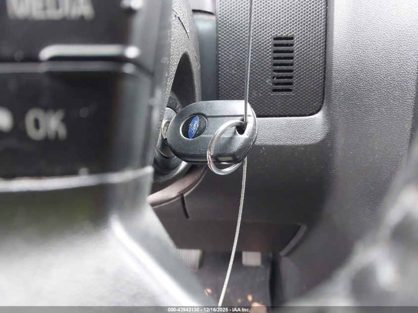 2010 Ford Escape Xlt VIN: 1FMCU9DG3AKC63906 Lot: 43943130