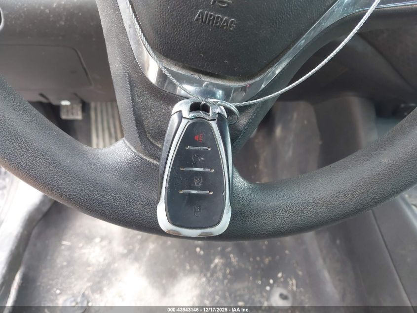 2017 Chevrolet Malibu Ls VIN: 1G1ZB5ST2HF101984 Lot: 43943146