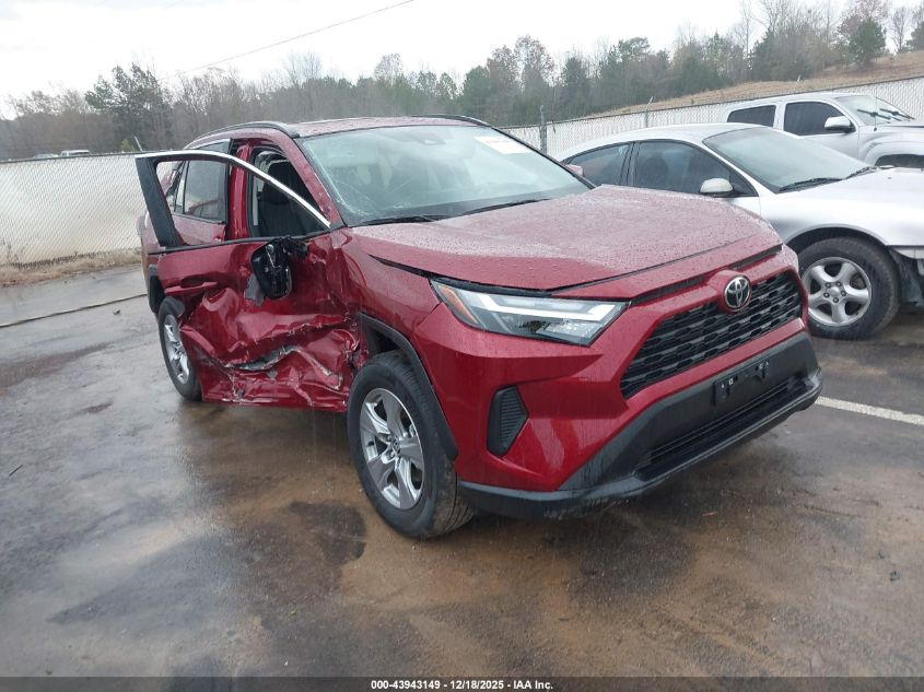 2025 Toyota Rav4 Xle VIN: 2T3W1RFV0SW421715 Lot: 43943149