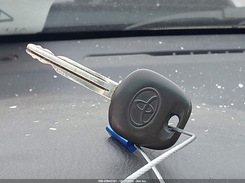 2004 Toyota Highlander Limited V6 VIN: JTEDP21A240032658 Lot: 43943181