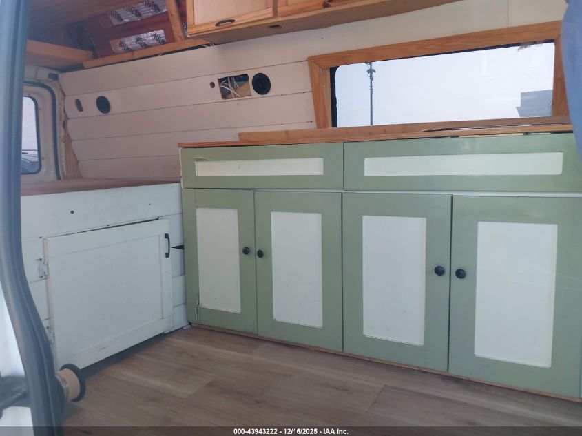 1998 Ford E-150 Recreational VIN: 1FDRE14LXWHA79797 Lot: 43943222