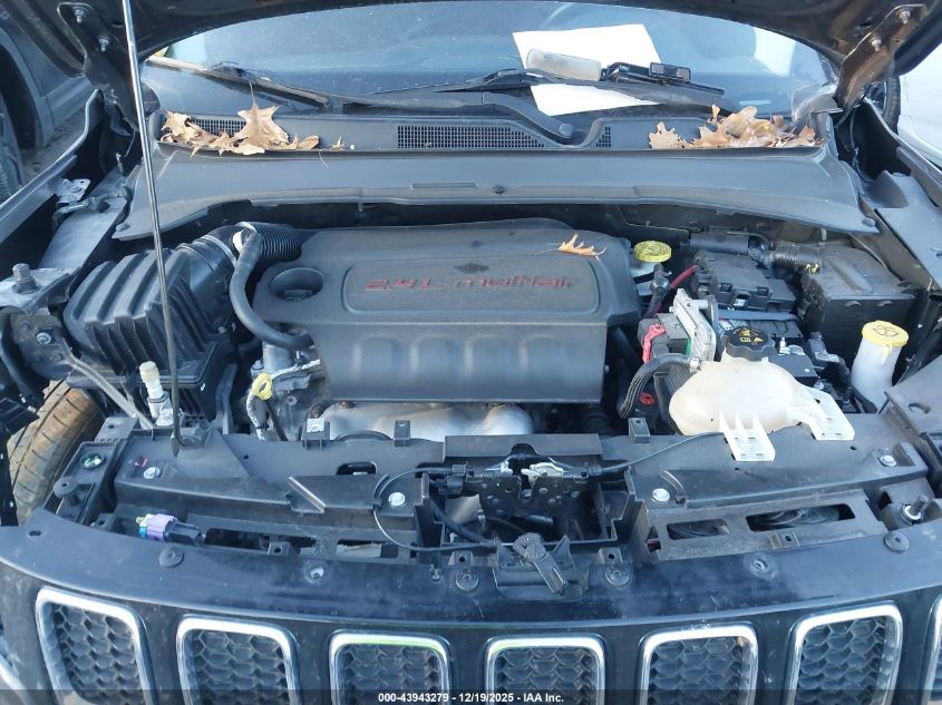 2018 Jeep Compass Limited Fwd VIN: 3C4NJCCB2JT193323 Lot: 43943279