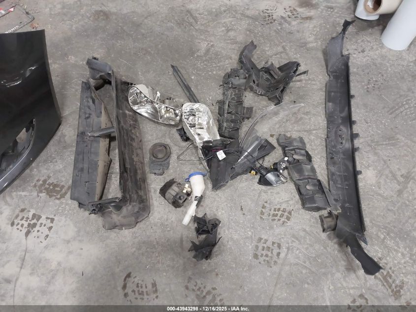 2016 Ford Focus Se VIN: 1FADP3K27GL250461 Lot: 43943298