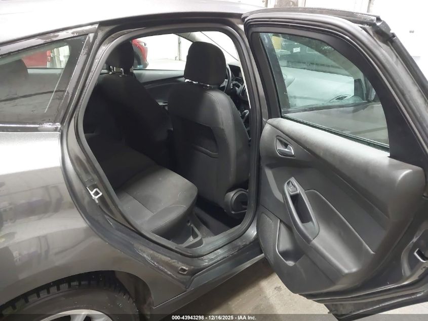 2016 Ford Focus Se VIN: 1FADP3K27GL250461 Lot: 43943298