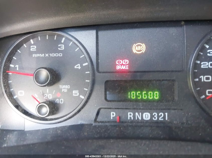 2005 Ford F-350 Lariat/Xl/Xlt VIN: 1FDSW35P05ED27258 Lot: 43943301