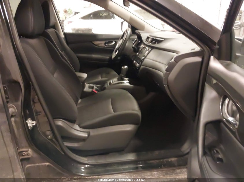 2019 Nissan Rogue Sv