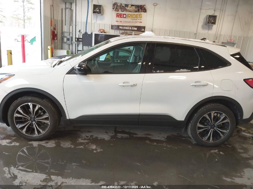 2022 Ford Escape Se VIN: 1FMCU9G61NUB61758 Lot: 43943323