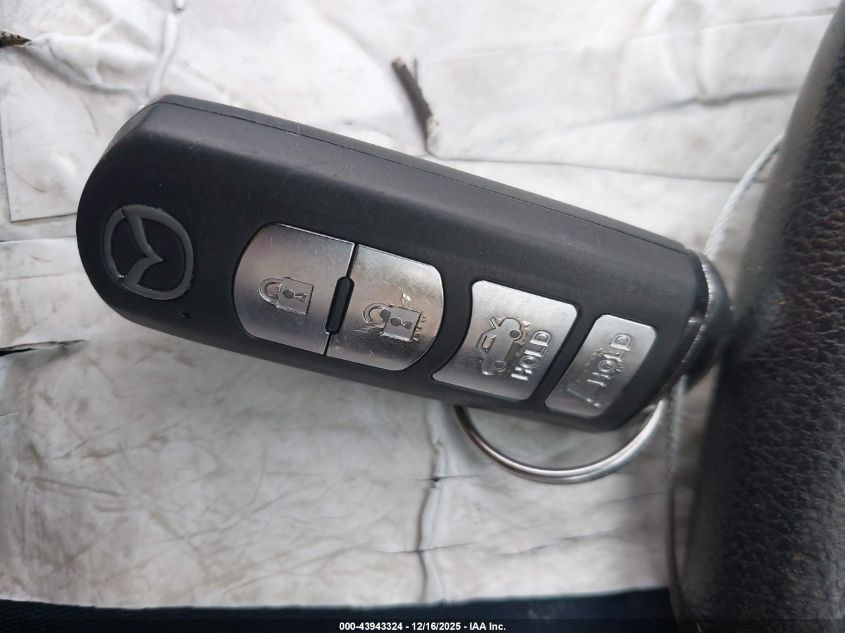 2014 Mazda Mazda3 I Sport VIN: JM1BM1U78E1129941 Lot: 43943324