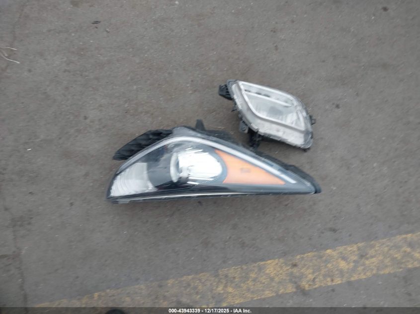 2019 Kia Niro Lx VIN: KNDCB3LCXK5255324 Lot: 43943339