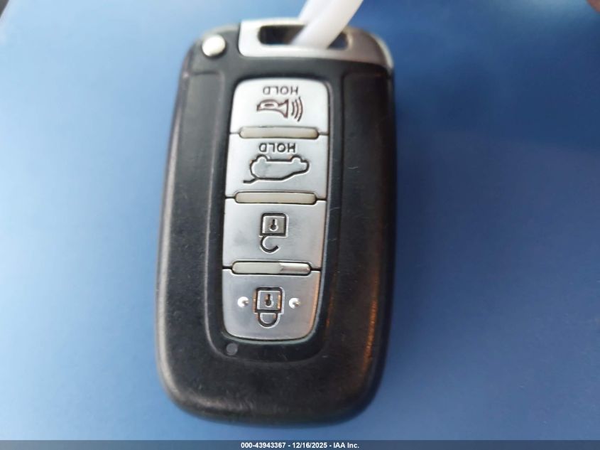 2016 Hyundai Veloster Turbo VIN: KMHTC6AE5GU286329 Lot: 43943367