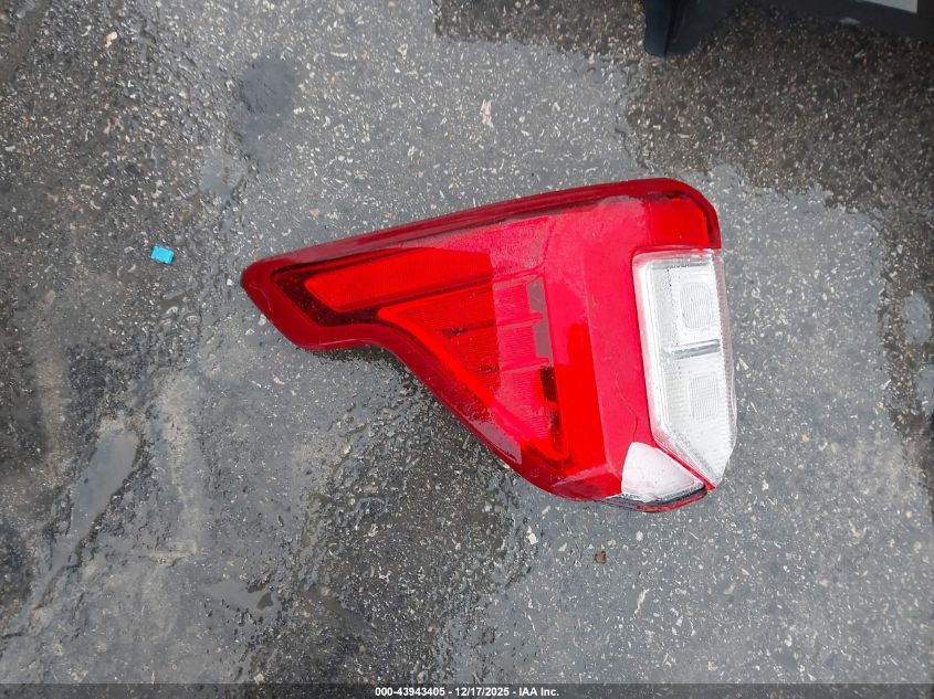 2024 Ford Explorer Xlt VIN: 1FMSK7DH8RGA38023 Lot: 43943405